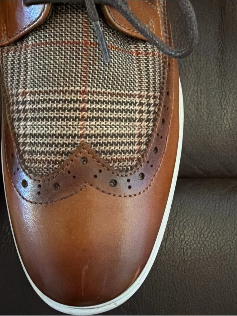 La Milano Palmer 2 Men’s Brown Wingtip Oxford Dress Shoes Size 10.5